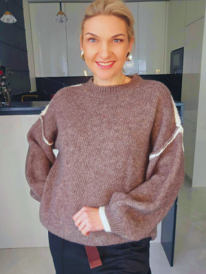 Fango spalvos švelnus megztukas su vilna