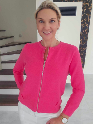 Fuksijos spalvos megztinis su užtrauktuku moterims