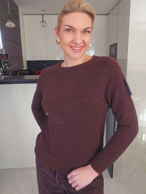 Šokolado spalvos viskozinis megztinis